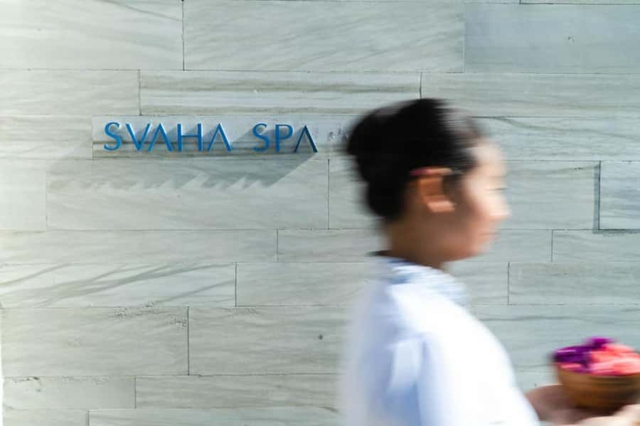 Canggu: Spa and Bath Experiences at Svaha Spa Padang Linjong - Coconut bubbles and tropical fruit