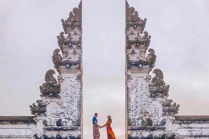 Charter a car with driver in Bali - The sample itinerary is too full for a relaxed day