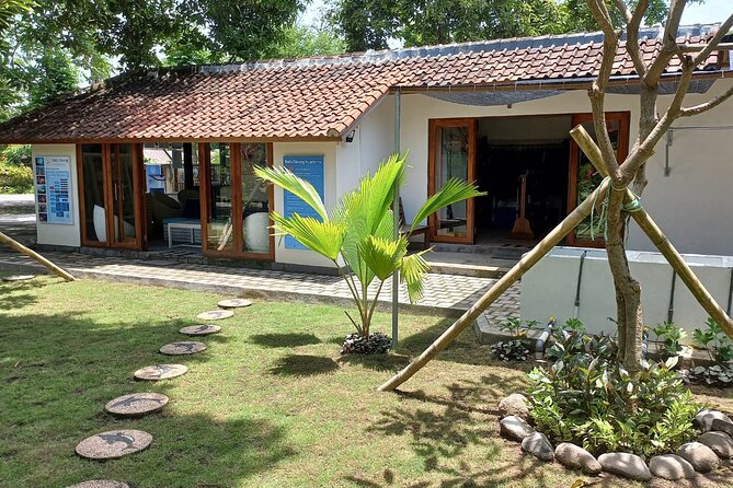 Discover Scuba Diving in Pemuteran at the Biorock site,1 shore dive all included - Who should book this experience