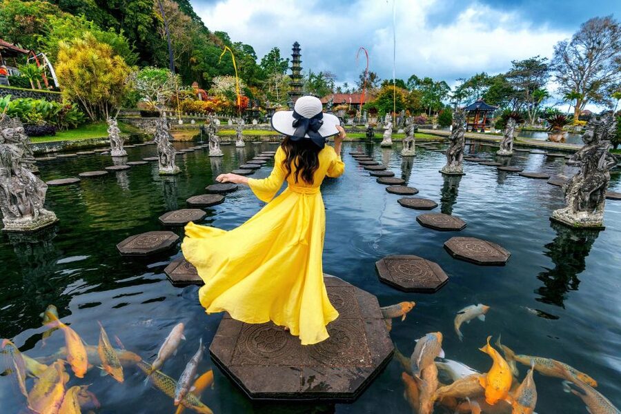 East Bali: Temples, Springs and Beaches - Transport, guide, and private-group value