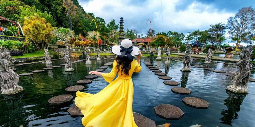 East Bali: Temples, Springs and Beaches - Besakih Temple: two hours at Bali’s Mother Temple