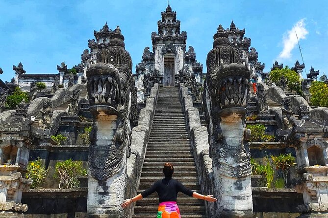 East Bali Tour - Gate of Heaven - Tirta Gangga - Tukad Cepung - Tirta Gangga Water Palace