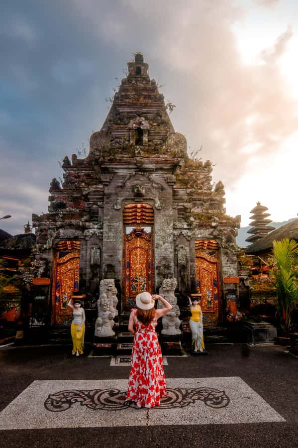 Explore Munduk Customized 8 Hours Day Tour In The North Bali - What the guide and car add to the day