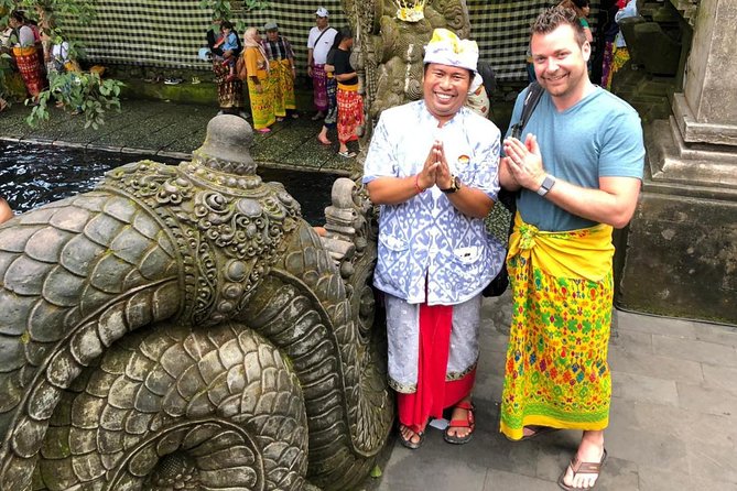 Farmer market, waterfalls, holy spring - All Inclusive - Gianyar Market: Bali before the sightseeing crowds