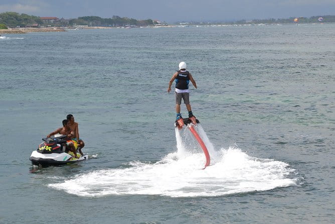 Fly Board Experience in Bali - Learning to fly above Nusa Dua Beach