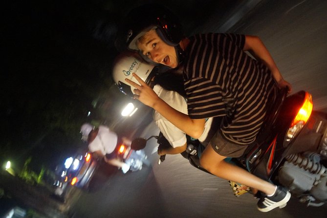 Foodie Tour Bali - Three street vendors and the first tastes of dinner