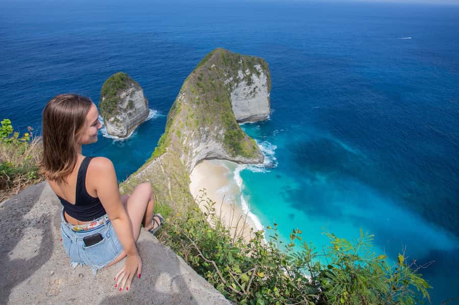 From Bali: 2-Day Nusa Penida and Lembongan Complete Tour - Day one begins with a 45-minute boat ride