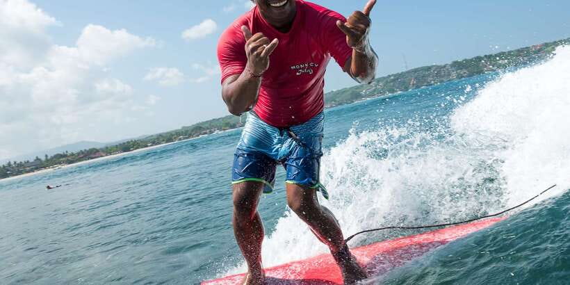 From Bali: 4-Day Surf and Yoga Retreat in Nusa Lembongan - Two surf lessons with Monkey Surf