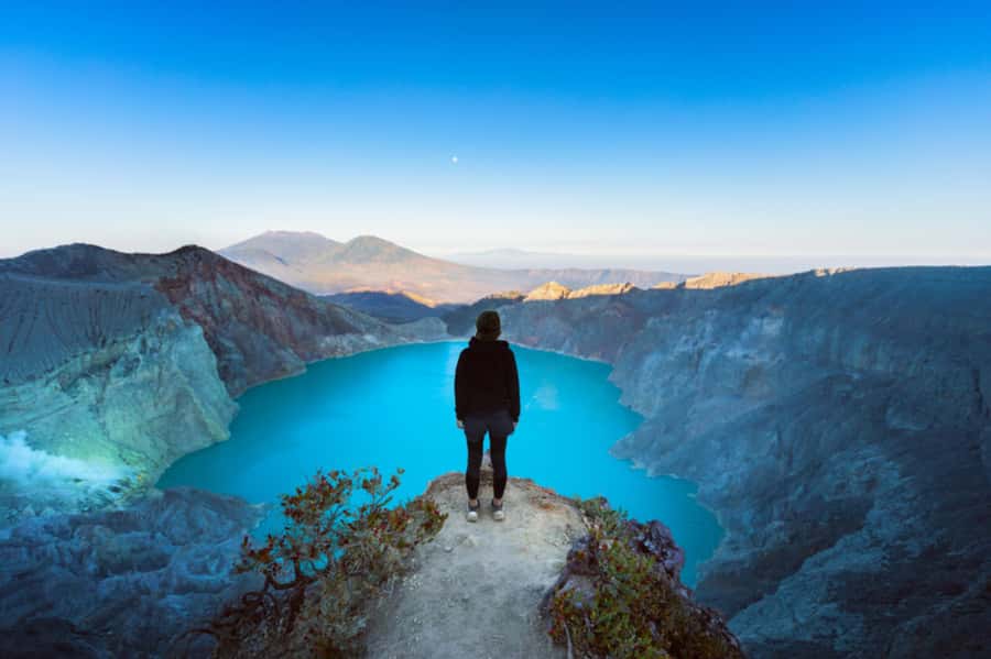 From Bali: Ijen Volcano Sunrise Hike with Transfer & All Fee - Why the Ijen blue fire is worth the long night