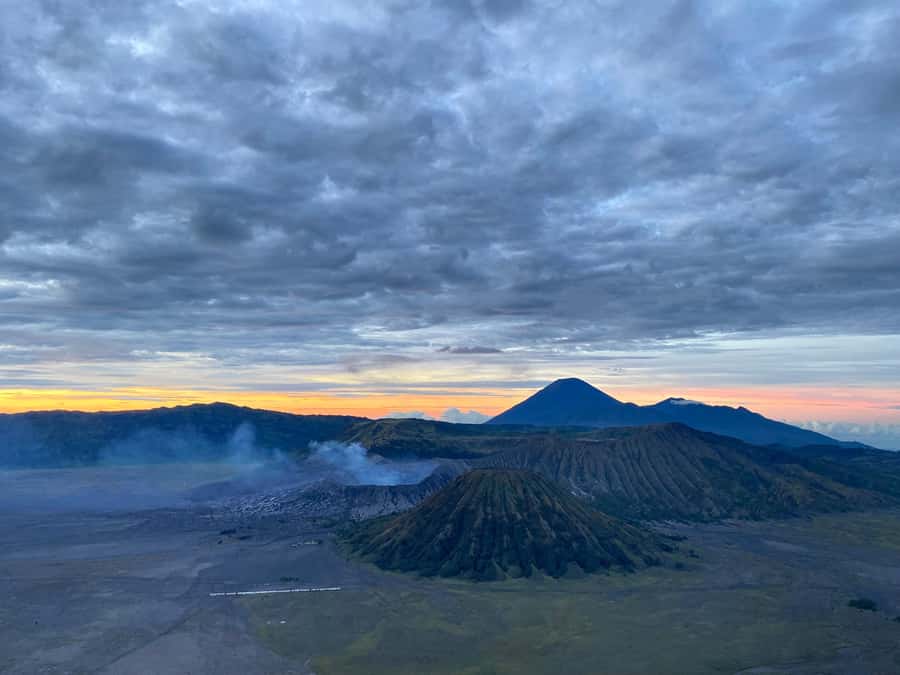 From Bali: Mount Bromo & Ijen volcanic private tour - Who Should Book This East Java Volcano Tour