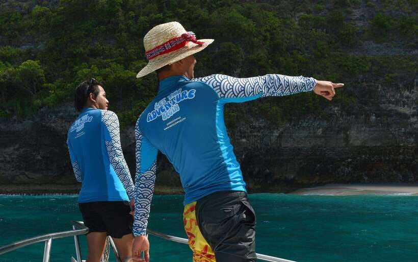 From Bali: Nusa Penida Private Snorkeling Tour with Lunch - Lunch, an infinity pool, and a welcome pause