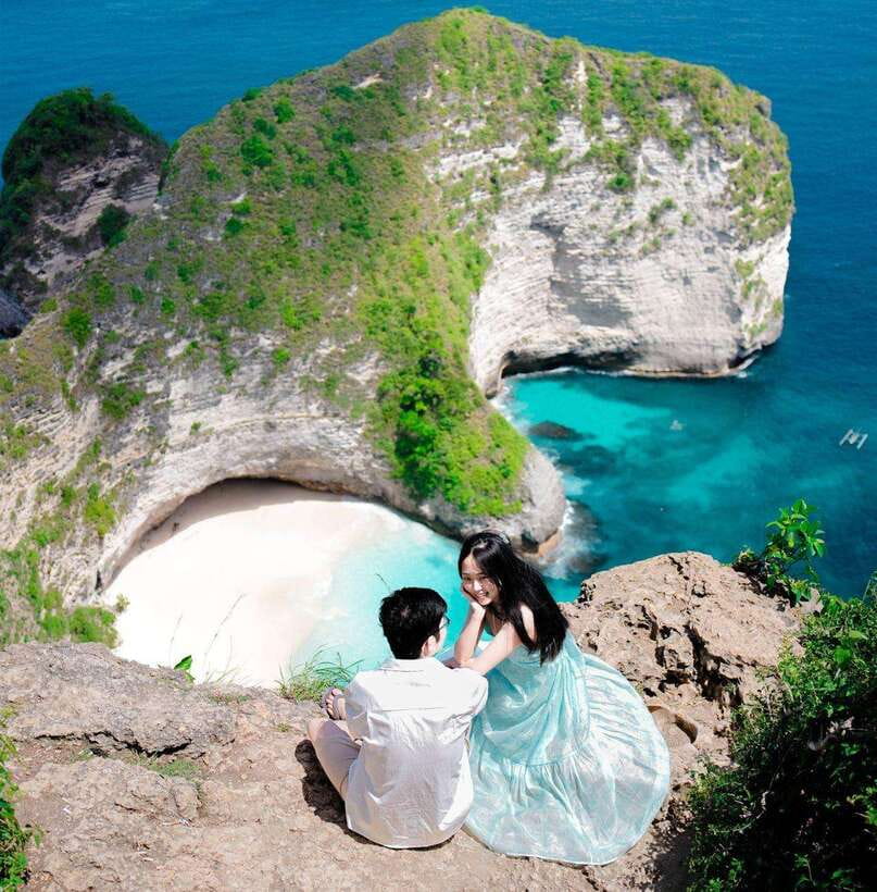 From Bali: Nusa Penida Snorkeling and West Coast Tour - Gamat Bay and the second stretch of snorkeling