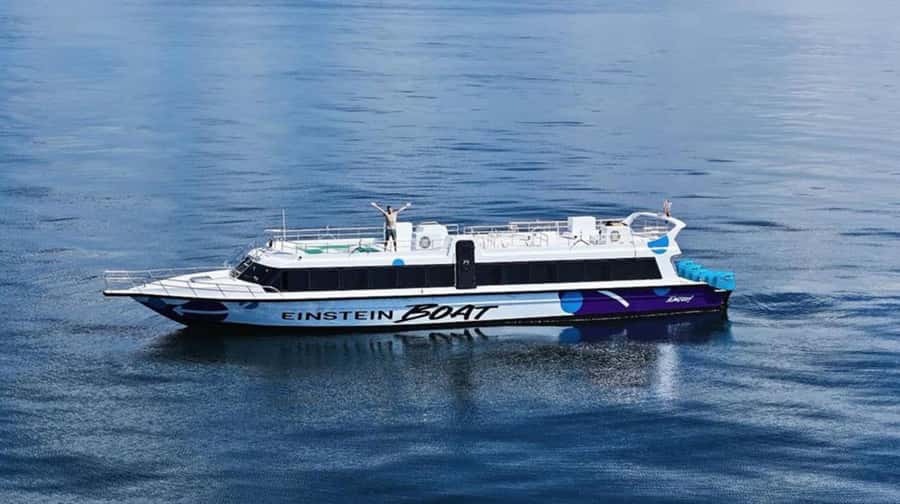 From Bali/Sanur: 1-Way Fast Boat Transfer to Nusa Penida - What you receive during the 30-minute to 1-hour crossing