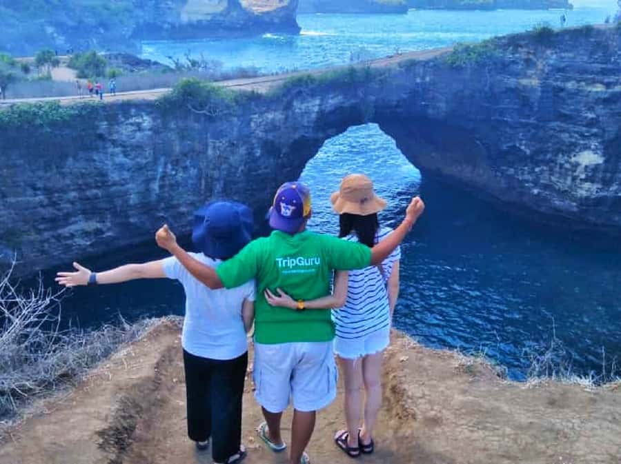 From Bali: West Nusa Penida & Snorkeling Small Group Tour - Broken Beach, the west coast’s natural arch