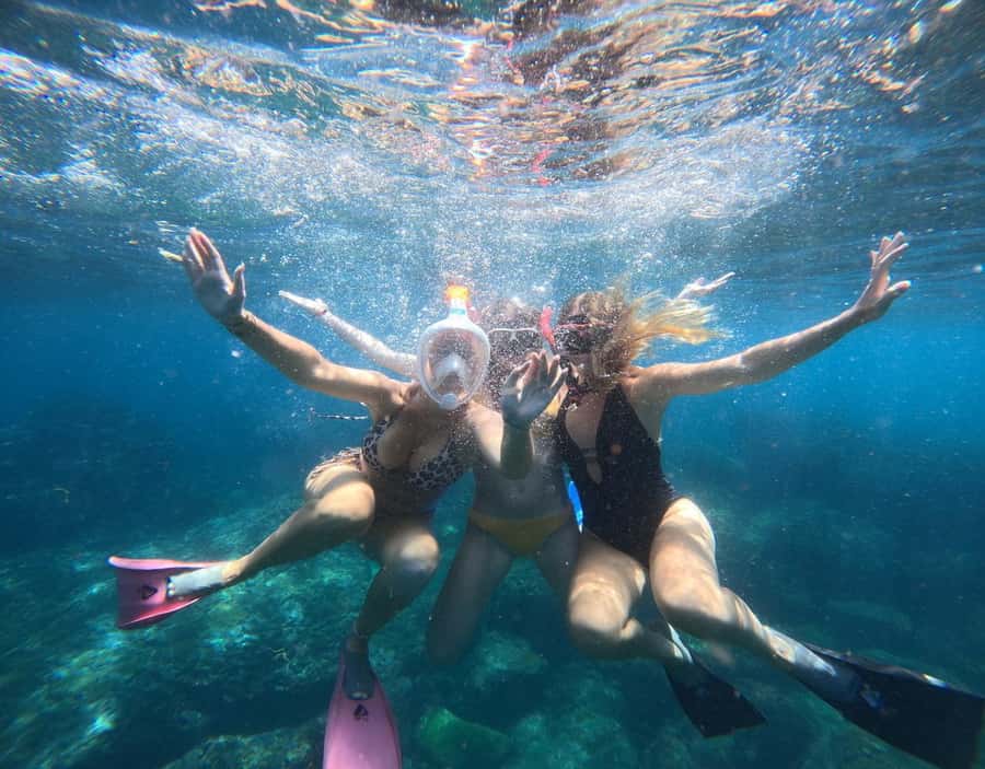 From Ceningan: Snorkeling with Manta Rays at Manta Point - Who will enjoy this most