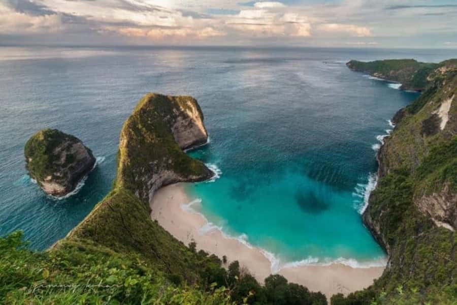 From Lembongan: Private Full-Day Highlight West Nusa Penida - The 20-minute boat ride from Lembongan