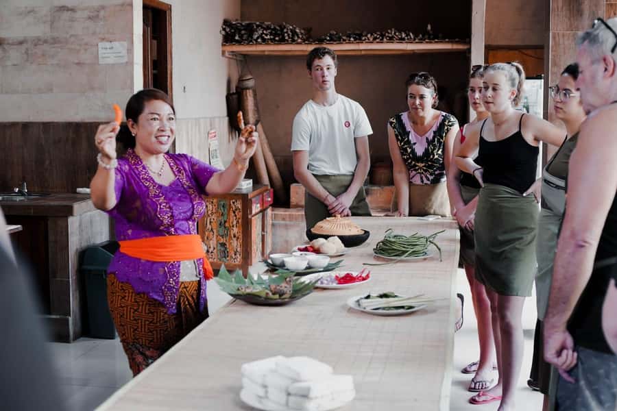 From Ubud: Authentic Cooking Class in a Local Village - A rice plantation connects food to the land