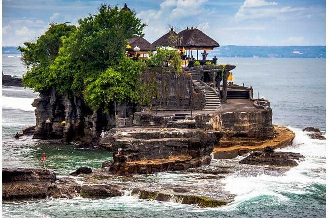 Full Day All Inclusive Tanah Lot and Uluwatu Sunset Tour - Padang Padang Beach for a short coastal break