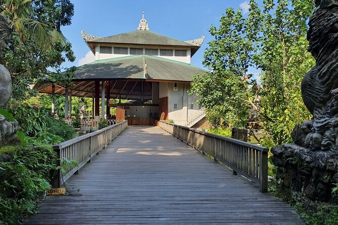 Full Day Private Tour to Ubud Waterfall and Tanah Lot Sunset - What the private guide and vehicle arrangement add