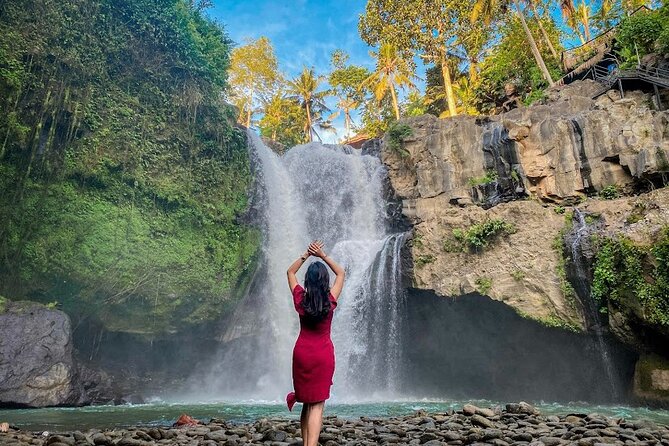 Full Day – Ubud Art Village and Mount Batur Kintamani with Lunch - Batuan Temple offers a compact look at Balinese design