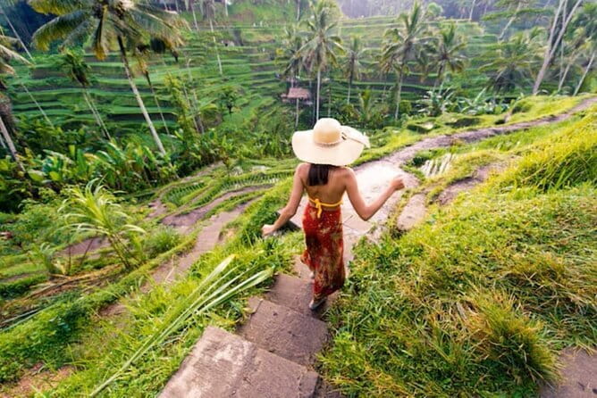Full-day Ubud Private tour : Cultural Heritage - Mount Batur at Kintamani: a scenic pause, not a climb