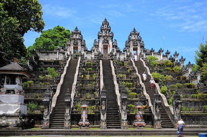 Gate of Heaven With Blue Lagoon Beach Tours - Is $70.12 good value?