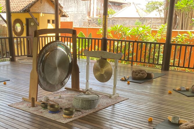 Gong Sound Healing on Nusa Lembongan, Bali - What the one-hour gong session is really like