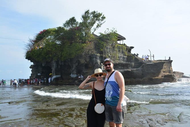 Half Day Bali Shopping Art Village Private Tour - Batuan: paintings in several styles