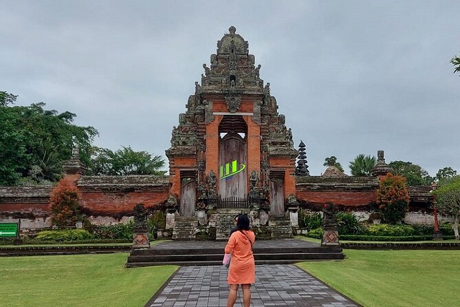 Half-Day Private Tour to Tanah Lot and Bali Royal Temple - Why this six-hour route works
