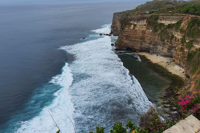 Incredible Uluwatu Temple Sunset & Kecak Fire Dance - Who should book this evening