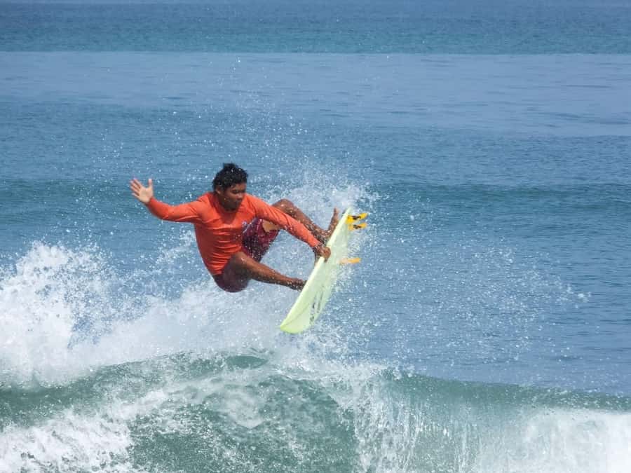 Kuta/Bali: Private Beginner & Intermediate Surf Lessons - How this compares with simply renting a board