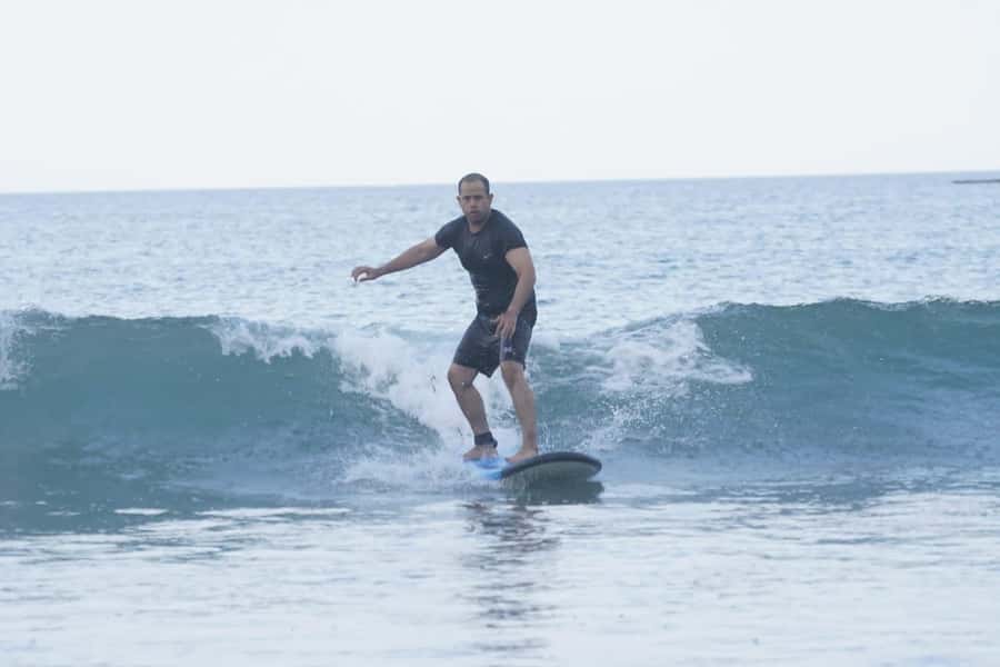 Kuta/Bali: Private Beginner & Intermediate Surf Lessons - Why Kuta Beach works for a first lesson