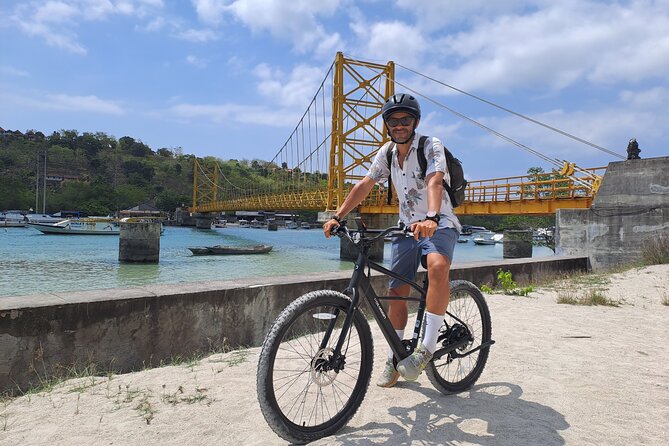Lembongan Electric Bike tour - Devil’s Tears and the force of the sea
