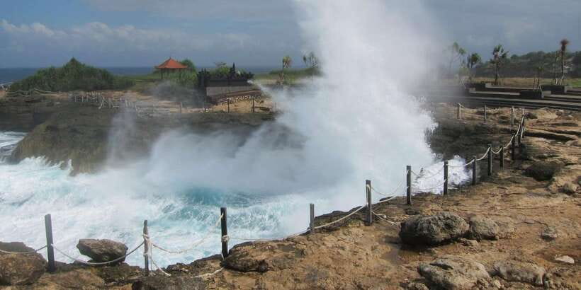 Lembongan : Fully enjoy! Snorkeling, Sightseeing /1day tour - Indonesian Lunch and a Useful Midday Break