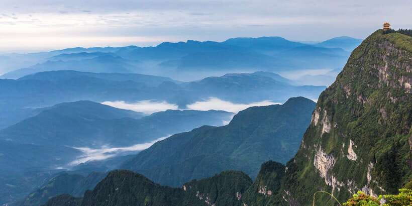 Mount Agung: Private Sunrise Hike with Breakfast - The climb through the sacred mountain