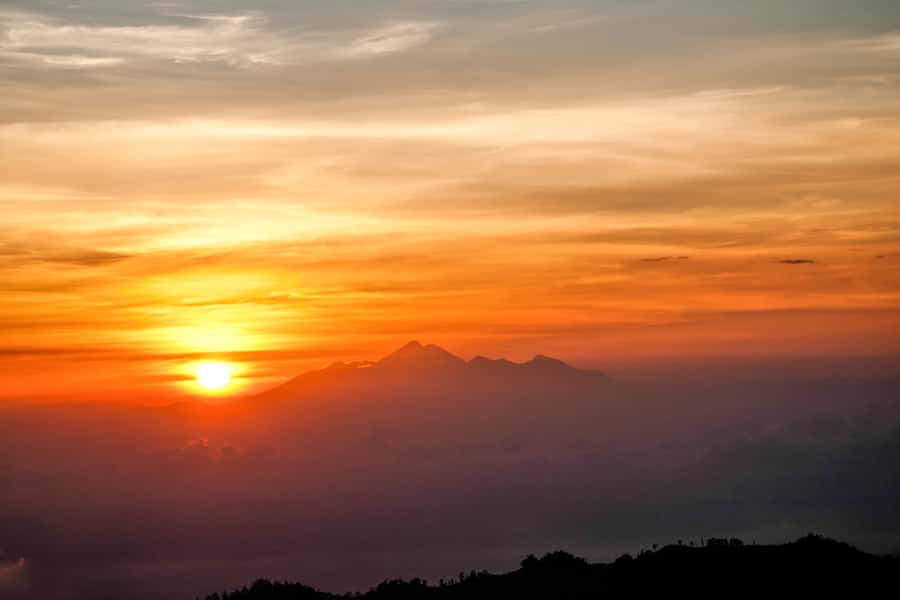 Mount Batur: 2D1N Kintamani Tour with Private Sunrise Hiking - Key points at a glance
