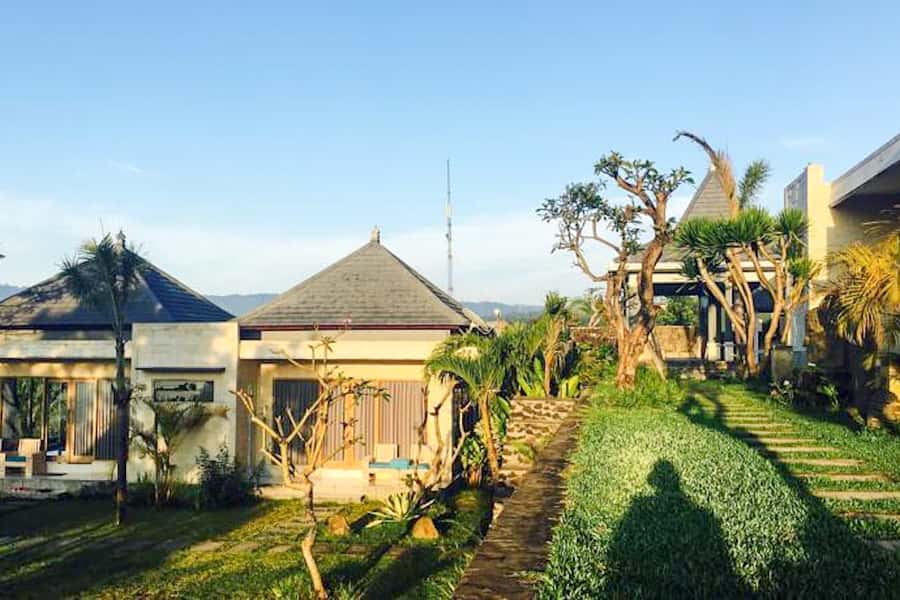 Mount Batur: 2D1N Kintamani Tour with Private Sunrise Hiking - What to pack for the two days