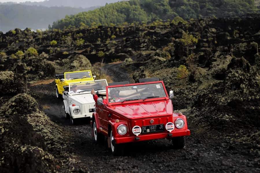 Mount Batur: Private Volkswagen Jeep Volcano Safari - Penelokan and the first view of Mount Batur