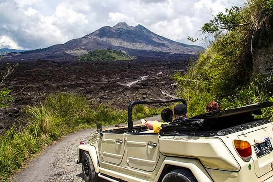 Mount Batur: Private Volkswagen Jeep Volcano Safari - Hot springs at Batur