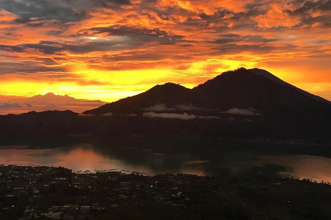Mount Batur Sunrise Hike And Natural Hot Spring - A 2:00 am start from Seminyak