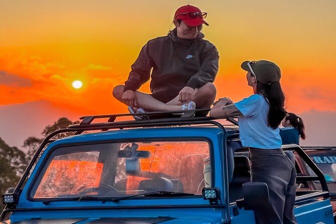 Mount Batur Sunrise Jeep Adventure (Private Trip) - Breakfast, hot drinks, and the long wait for daylight