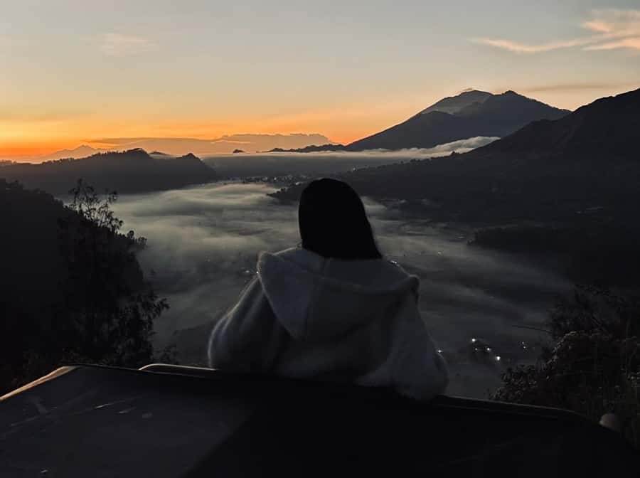 Mount Batur: Sunset/Sunrise 4WD Jeep Tour with Photographer - Should you book the Mount Batur jeep tour?