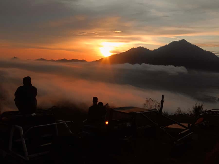 Mount Batur: Sunset/Sunrise 4WD Jeep Tour with Photographer - Who will get the most from this tour