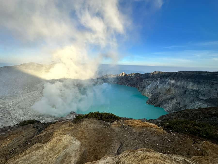 Mount Ijen Volcanic Crater Overnight Trip from Bali - How much value does the private format offer?