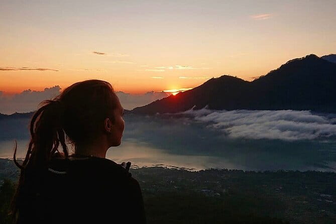Mt Batur Camping (sunset & sunrise) - All Inclusive - Crossing the crater rim before the descent