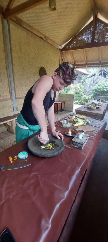 Munduk: Balinese Cooking Class with Dinner at a Local Home - How this compares with a restaurant meal