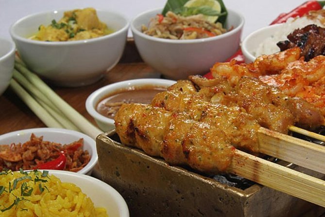 Nia Bali Seminyak Cooking Class - Tommy Ford sets the tone