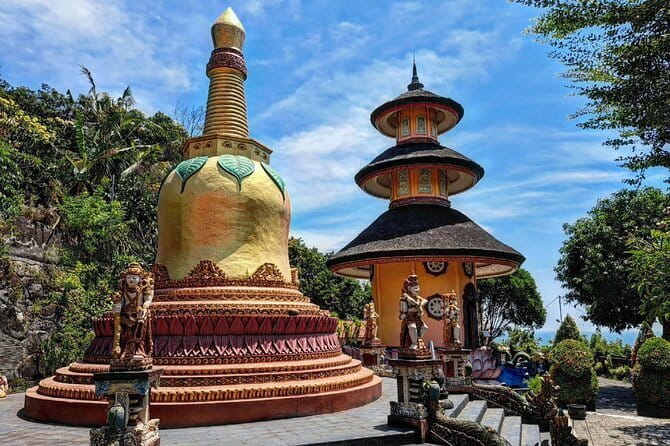 North Bali highlights: Buddhist temple, Waterfall & hot spring - Why this North Bali day trip works