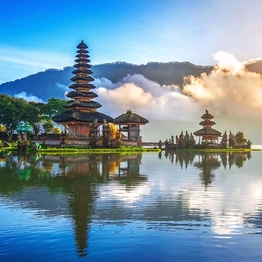 North Bali: Ulun Danu, Waterfalls, Swing and Monkey Forest - Why this North Bali day works so well