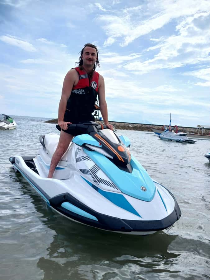 Nusa Dua: Self Drive Jet Ski Experience - Thirty minutes on a Yamaha 700cc jet ski